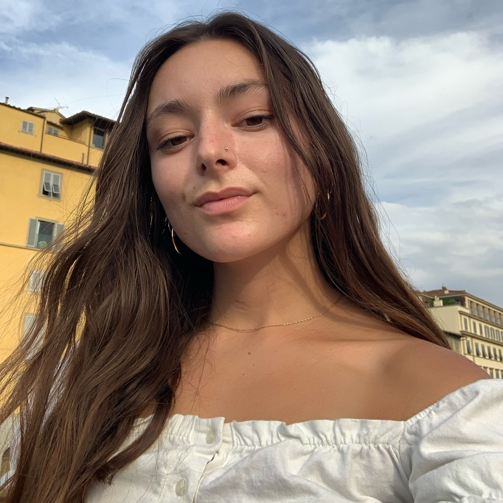 Meet your Posher, Izabella